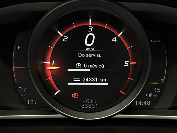 Volvo V40 CC D3 NEZ.TOPENÍ 2.0 d CC CC
