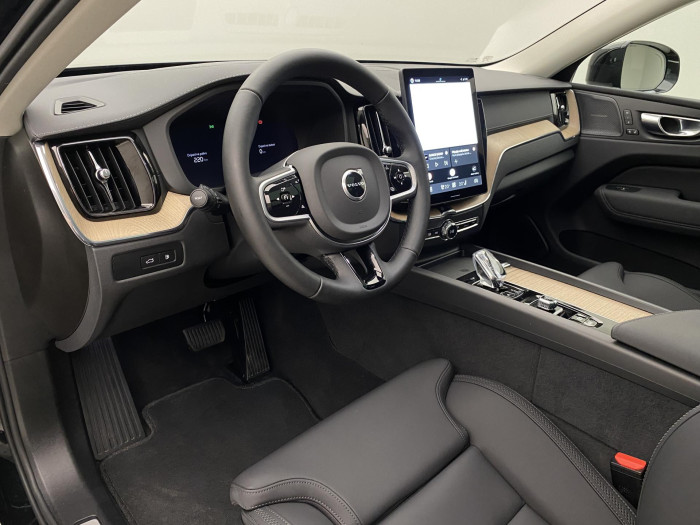 Volvo XC60 T8 AWD BRIGHT ULTRA AUT CZ