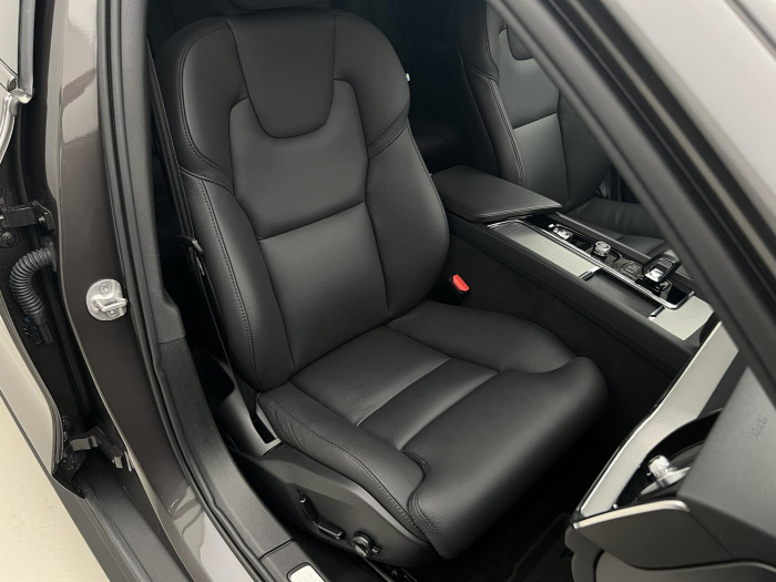 Volvo V60 CC B5 AWD PLUS BRIGHT AUT