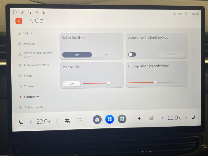 Lynk & Co 01 01 MORE PHEV