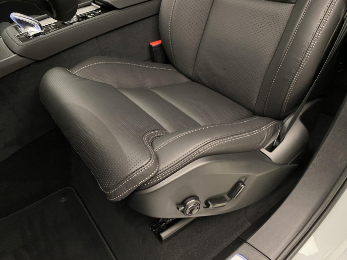 Volvo XC90 T8 AWD RECHARGE DARK PLUS 7m