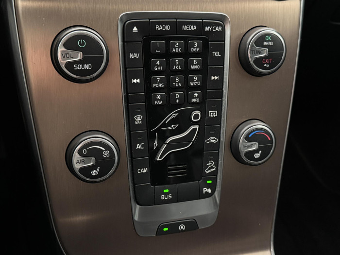 Volvo V40 CC T5 AWD SUMMUM AUT CZ 2.5 CC CC Summum