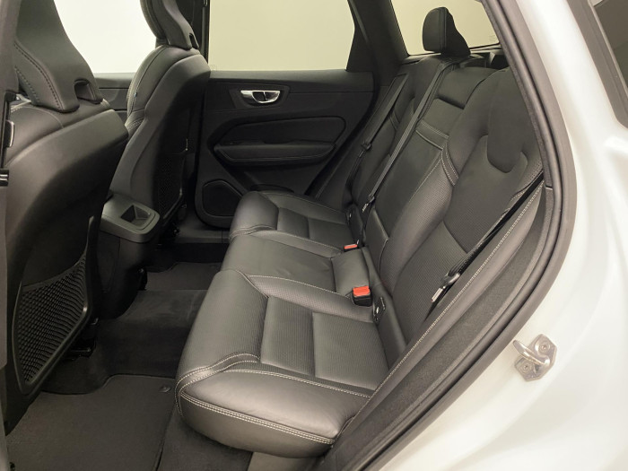 Volvo XC60 D5 AWD INSCRIPTION AUT CZ 2.0 d