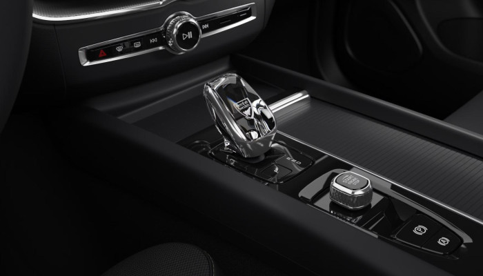 Volvo XC60 T6 AWD RECHARGE DARK PLUS AUT