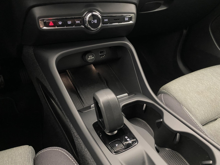 Volvo XC40 T4 RECHARGE CORE AUT CZ