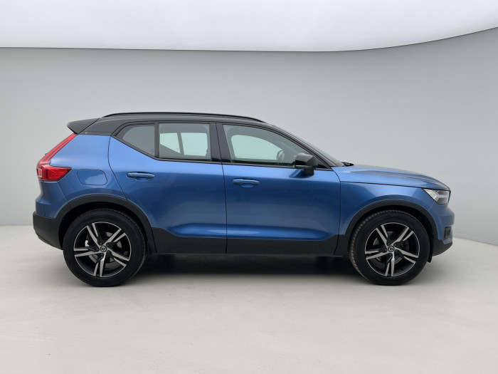 Volvo XC40 D4 AWD R-DESIGN AUT CZ 2.0 d