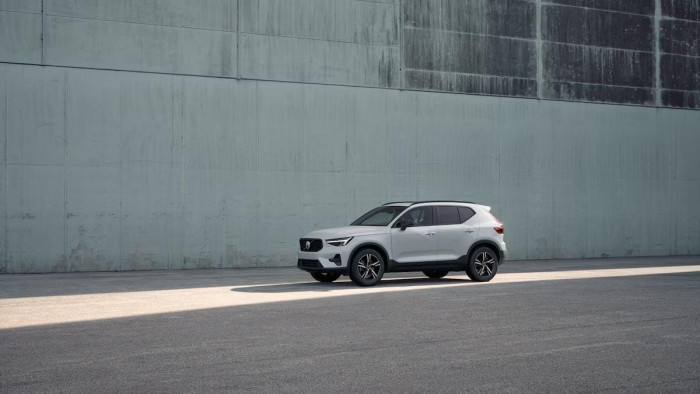 Volvo XC40 B3 AUT DARK PLUS