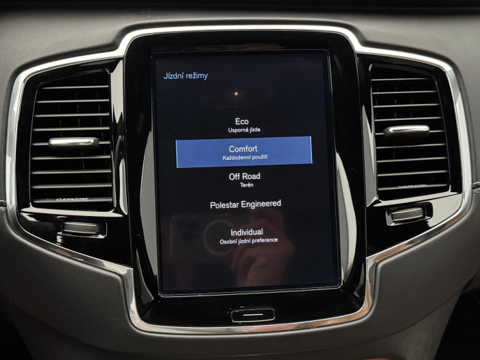 Volvo XC90 D5 AWD INSCRIPTION REZERVACE 2.0 d
