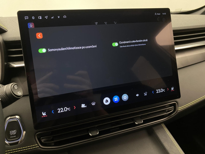 Lynk & Co 01 01 CORE PHEV