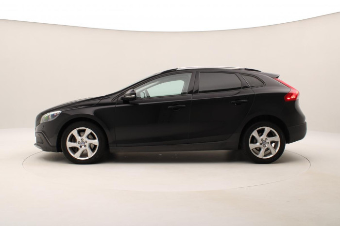 Volvo V40 CC D2 MOMENTUM REZERVACE 2.0 d CC CC Momentum