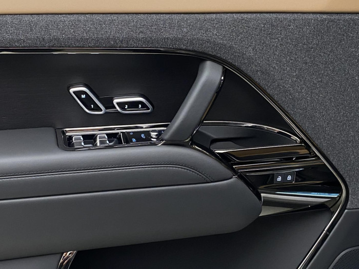 Land Rover Range Rover Sport D300 DYNAMIC SE AWD AUT 3.0 d Dynamic SE