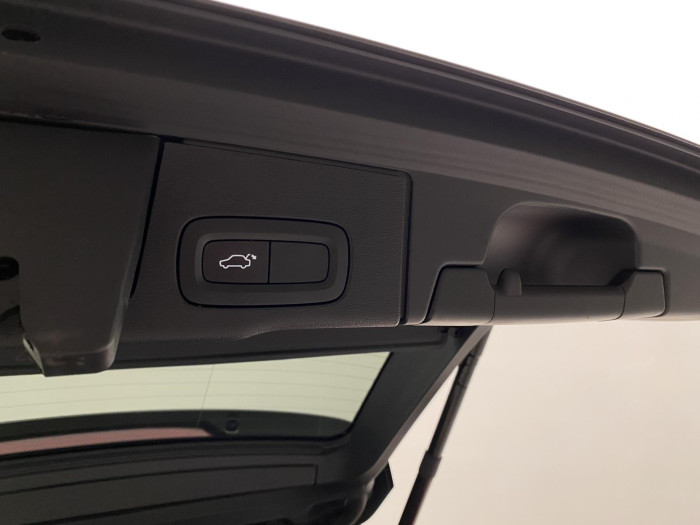 Volvo XC60 B5 AWD INSCRIPTION AUT