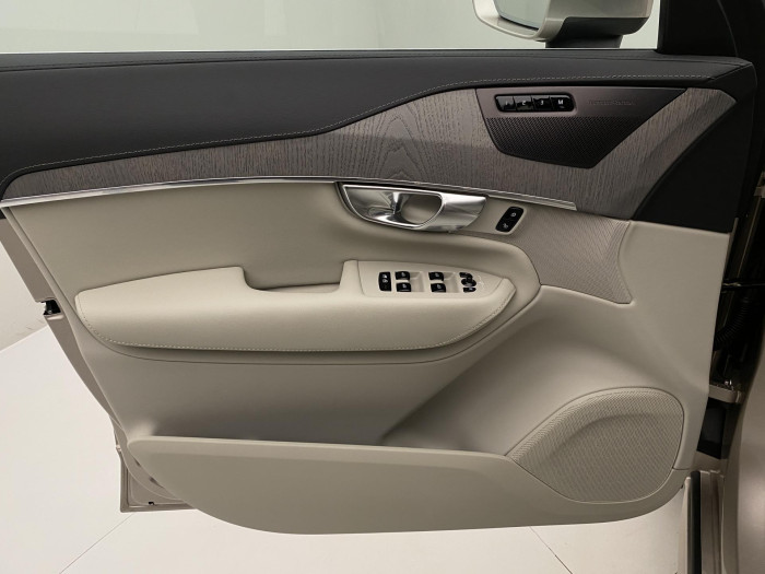 Volvo XC90 T8 AWD BRIGHT PLUS AUT 7míst