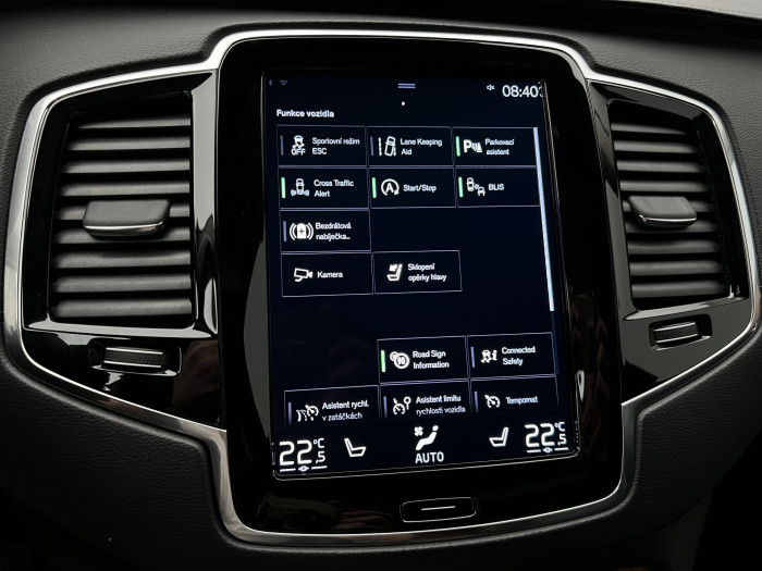 Volvo XC90 B5 AWD INSCRIPTION 7MÍSTNÁ AUT