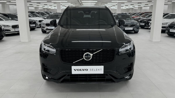 Volvo XC90 B5 AWD ULTIMATE DARK REZERVACE