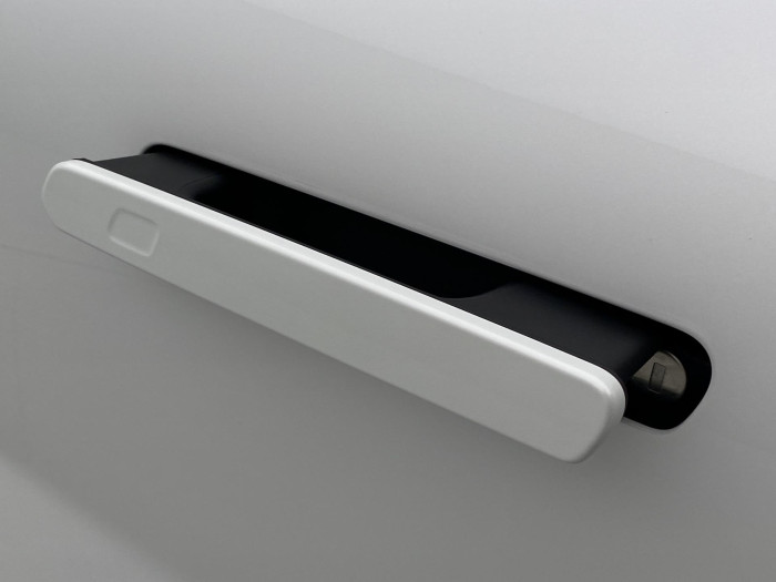 Lynk & Co 08 MORE PHEV