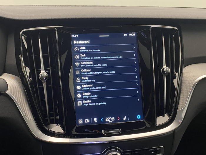 Volvo S60 T6 AWD PLUS DARK RECHARGE AUT