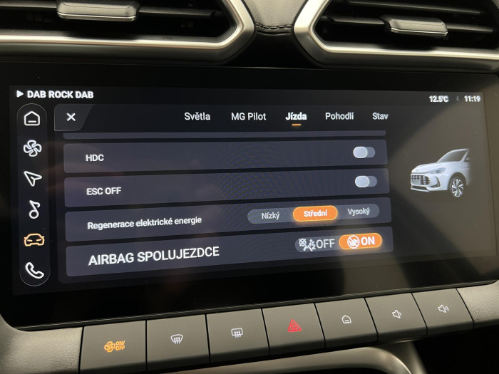 MG ZS 1.5 EMOTION HYBRID+ AUT CZ