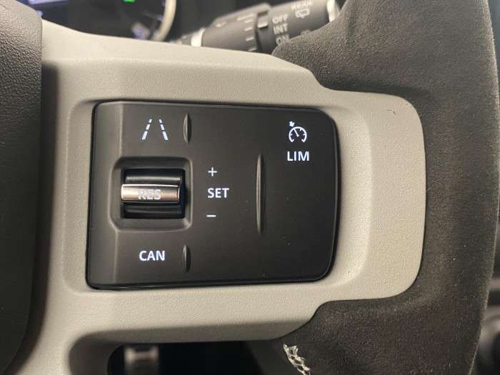 Land Rover Defender 110 D250 SE AWD AUT CZ 3.0 d SE