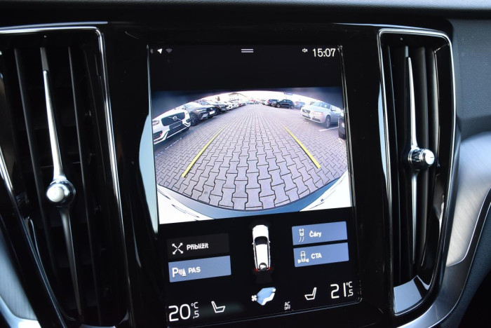 Volvo V60 D3 MOMENTUM AUT REZERVACE 2.0 d Momentum
