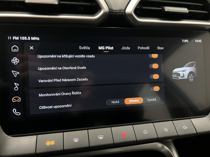 MG ZS 1.5 EMOTION HYBRID+ AUT CZ