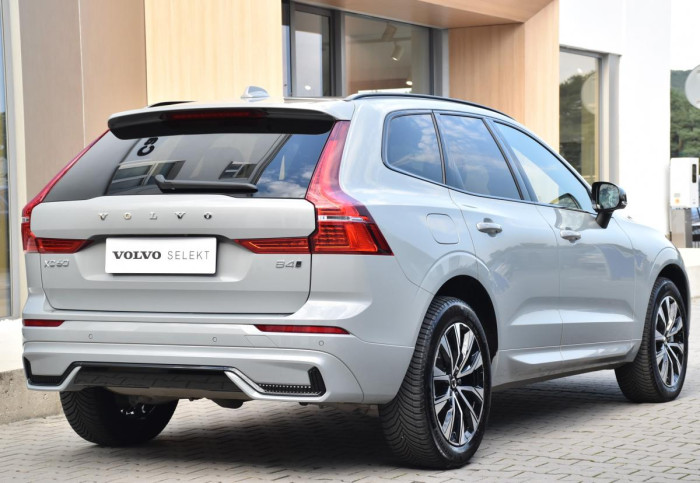 Volvo XC60 B4 AWD PLUS BRIGHT AUT 1.maj.