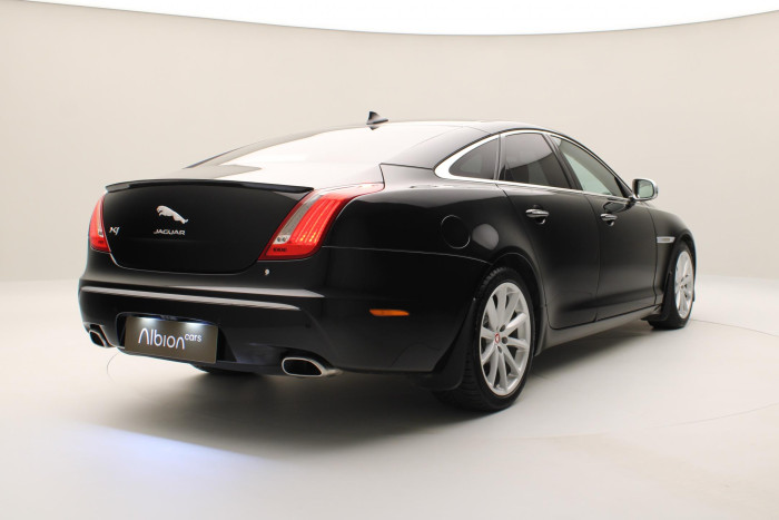 Jaguar XJ 3.0 V6D AUT 3.0 d