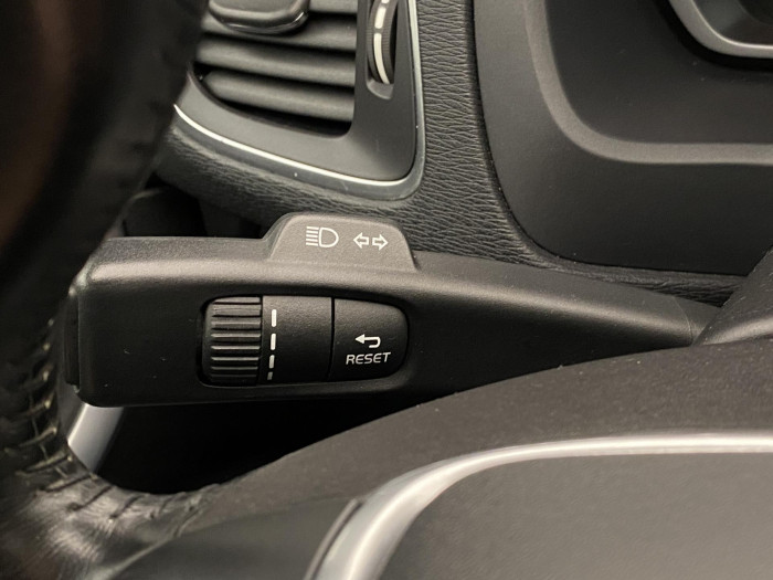 Volvo V40 D3 MOMENTUM 2.0 d Momentum