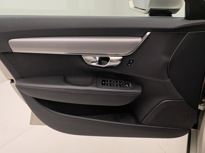 Volvo V90 D3 AWD MOMENTUM AUT 2.0 d Momentum