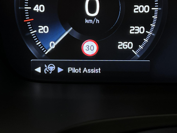 Volvo V90 D4 MOMENTUM AUT 2.0 d Momentum