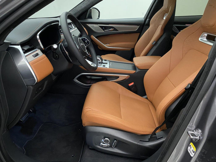 Jaguar F-Pace D300 R-DYNAMIC HSE REZERVACE 3.0 d Dynamic