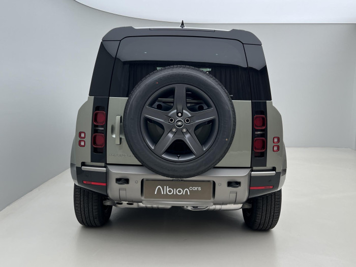 Land Rover Defender 110 D300 X-DYNAMIC SE AWD Aut 3.0 d Dynamic SE