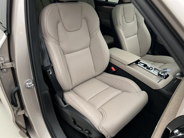 Volvo XC90 T8 AWD RECHARGE ULTRA DARK AUT