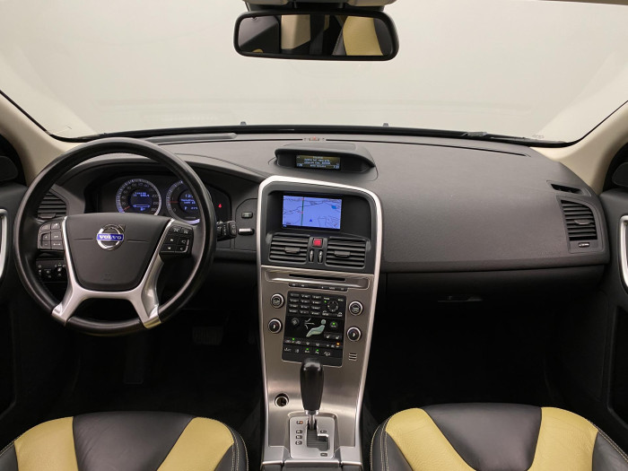 Volvo XC60 D5 AWD SUMMUM AUT CZ 2.4 d Summum