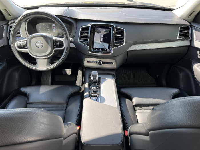 Volvo XC90 T8 AWD INSCRIPTION 7MÍSTNÁ Aut