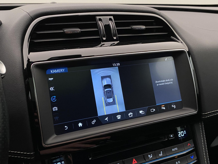 Jaguar F-Pace 5.0 V8 SVR AWD REZERVACE 5.0 V8