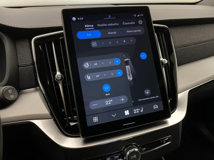 Volvo XC90 B5 AWD BLACK EDITION PLUS 7