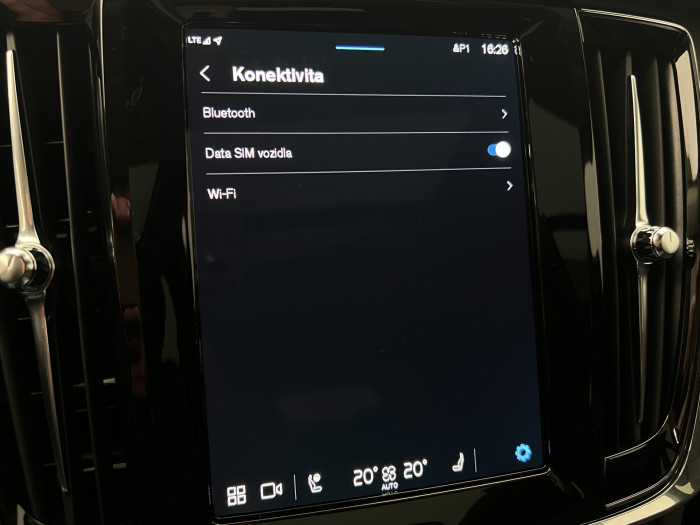 Volvo V90 CC B5 AWD ULTIMATE Rezervace 2.0 CC CC