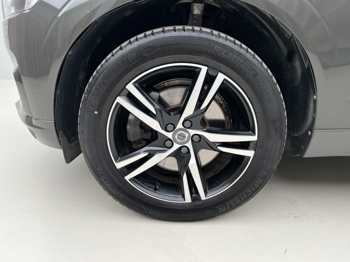 Volvo XC60 T4 R-DESIGN AUT