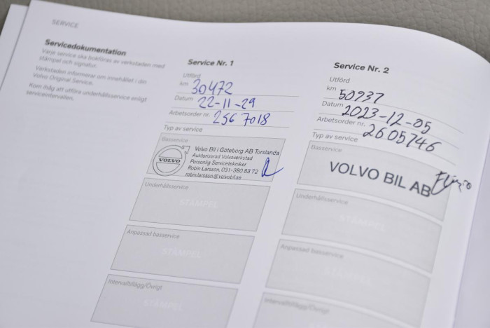 Volvo V60 T6 AWD RECHARGE REZERVACE