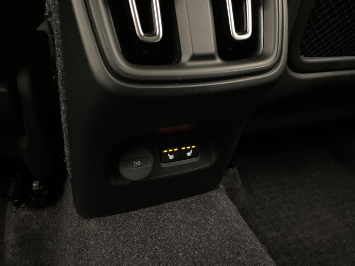 Volvo XC40 D3 INSCRIPTION AUT REZERVACE 2.0 d