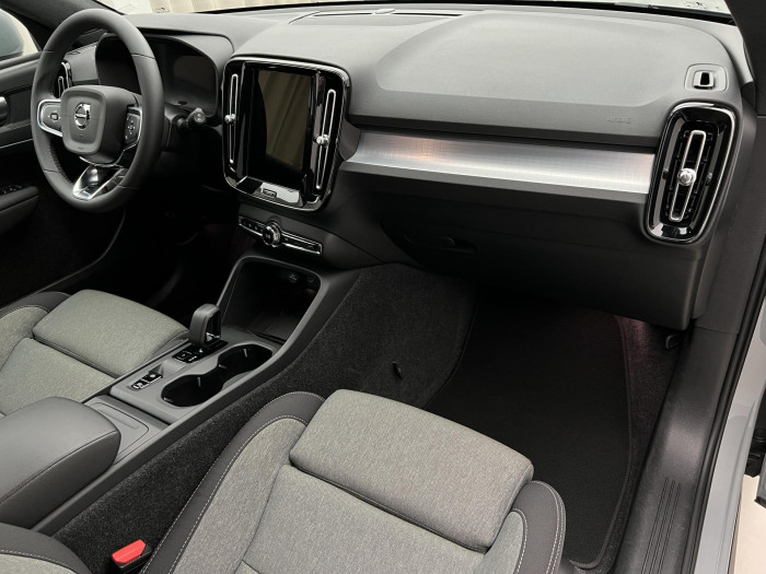 Volvo XC40 B4 CORE AUT 1.maj.