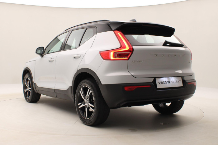 Volvo XC40 T3 R-DESIGN AUT 1.maj.
