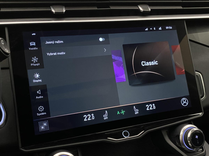 Lynk & Co 01 PHEV DCT AUT 1.maj. REZERVACE