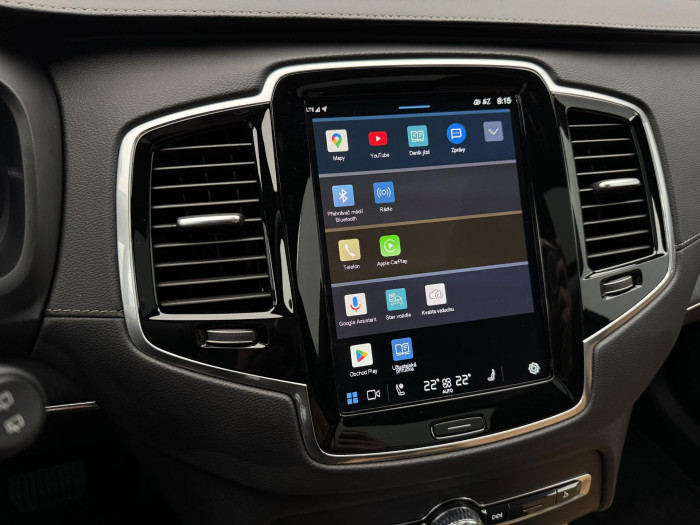 Volvo XC90 T8 AWD RECHARGE REZERVACE