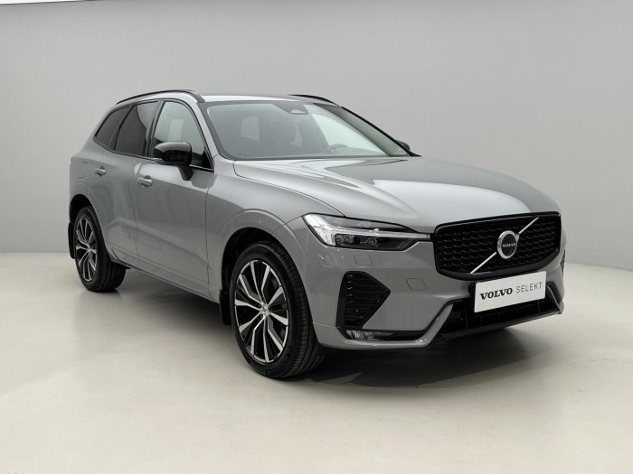 Volvo XC60 B4 AWD PLUS DARK AUT 1.maj.