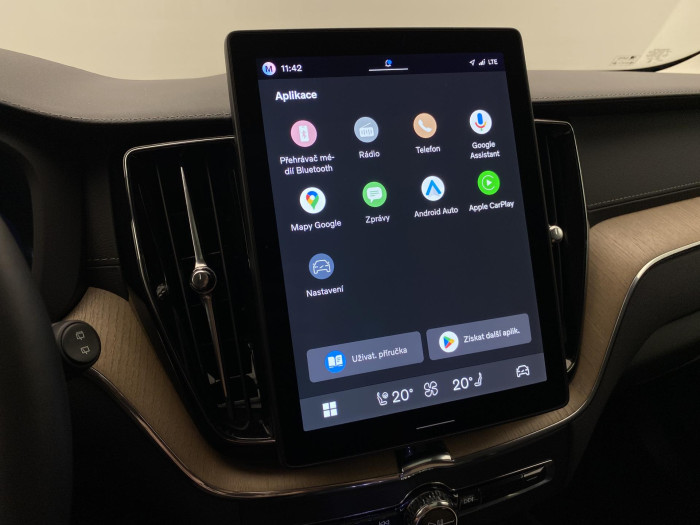 Volvo XC60 T8 AWD BRIGHT ULTRA AUT CZ