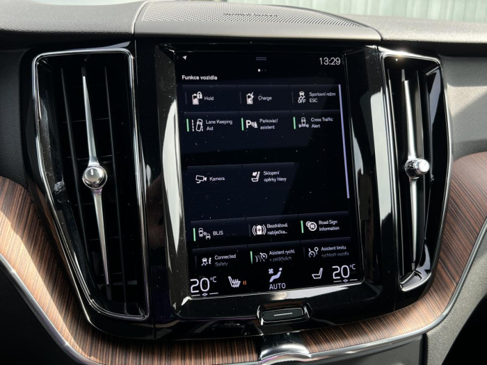 Volvo XC60 T6 AWD RECHARGE INSCRIPTION
