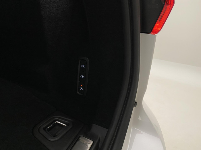 Volvo XC60 T6 AWD PLUS RECHARGE AUT 1.maj