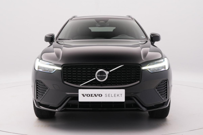 Volvo XC60 B4 AWD PLUS DARK AUT REZERVACE